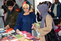 YAYıNEVLERI - Osmaniye Belediyesi 3. Kitap Fuarı'nı 3 Günde 30 Bin Kitapsever Ziyaret Etti