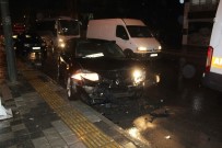 KıYıKÖY - Tekirdağ'da İki Otomobil Kafa Kafaya Çarpıştı Açıklaması 1 Yaralı