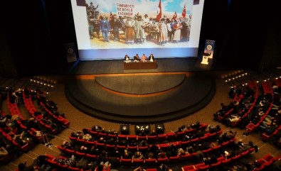 Gaziantep'te Kadın Ve Siyaset Paneli