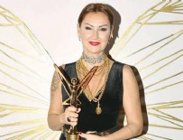 PINAR ALTUĞ - Pınar Altuğ'dan eleştirilere yanıt!