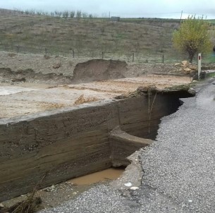 Adıyaman'da Dereler Taştı