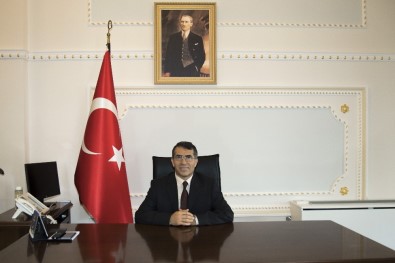 Ahmet Önal, Atatürk Havalimanı Mülki İdare Amiri Oldu
