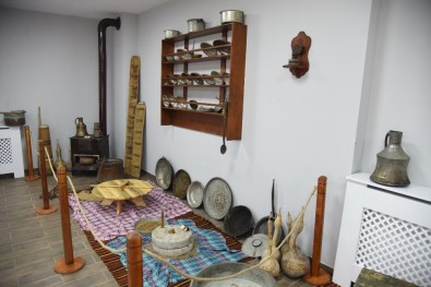 İzmit'te Köy Müzesi Ziyaretçilerini Ağırlamayı Sürdürüyor