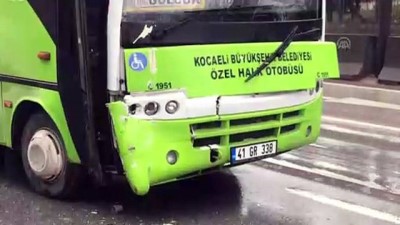 Kocaeli'de 2 Yolcu Midibüsü Çarpıştı Açıklaması 4 Yaralı