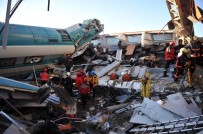 MAKINIST - Ankara'da Yüksek Hızlı Tren Kazası Açıklaması 7 Ölü, 46 Yaralı