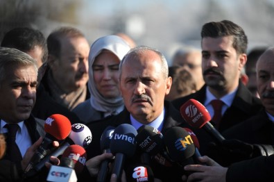 Bakan Turhan Açıklaması '9 Kişi Hayatını Kaybetti, 47 Kişi Yaralandı'