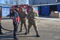 BOZÜYÜK BELEDİYESİ - Bozüyük Belediyesi İtfaiyesi'nden Askerlere Yangın Eğitimi