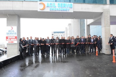 Düzce Üniversitesi Hastanesi'nin Yeni Acil Servisi Törenle Hizmete Açıldı