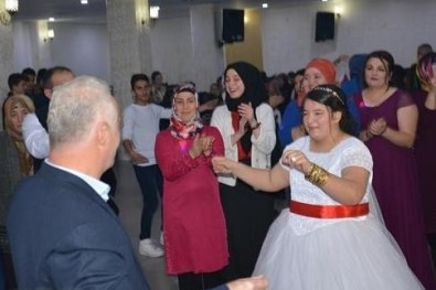 Engelli Genç Kızın Hayalini Belediye Gerçekleştirdi