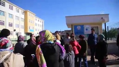 İşitme Engelli Öğrenciye Şiddet İddiasına Alkışlı Tepki