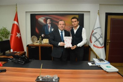 Öğrenci Meclis Başkanı Aydaş, Müdür Yıldız'ı Ziyaret Etti