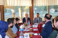 ENGELLİ ÖĞRENCİ - Rektör Ünal Engelli Öğrencilerle Bir Araya Geldi