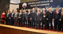 BÜLENT KUŞOĞLU - Ankara Gazeteciler Ve Yazarlar Derneğinden Başkan Ercan'a Ödül