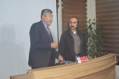 Eskişehir Türk Ocağı Perşembe Sohbetleri'nde Abdullah Bin Mübârek Et-Türkî Anlatıldı