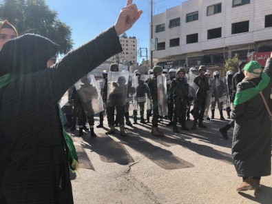 Hamas'ın Yıldönümü Kutlamalarında Gerginlik