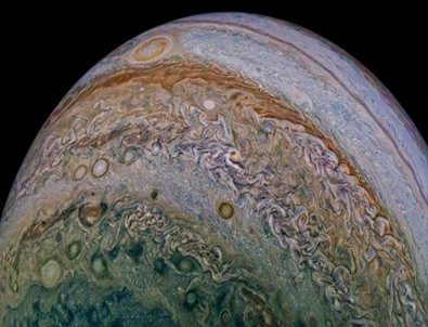 Jüpiter'in yeni fotoğrafları paylaşıldı