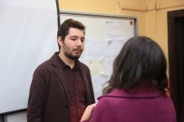 KÜÇÜKÇEKMECE BELEDİYESİ - Küçükçekmece'de Kediye Köpek Dişi Müdahalesi