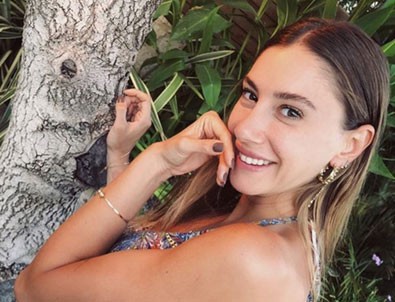 Şeyma Subaşı sosyal medyayı salladı