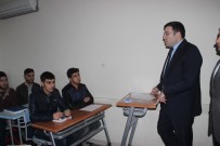 MUSTAFA ÇİFTÇİLER - Üniversiteye Hazırlanan Öğrencilere Ücretsiz 7 Bin Kaynak Kitap