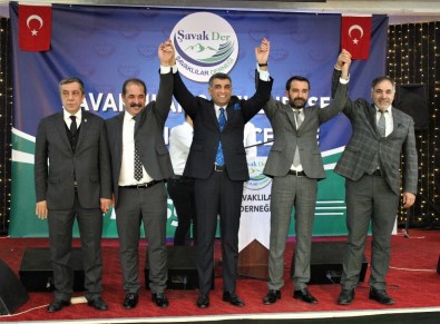 Elazığ'da Belediye Başkan Adayları El Ele