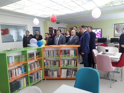 Gerger İlçesinde 'Z' Kütüphane Açıldı
