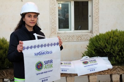 Haşimoğlu Ailesi Mardin'de 10 Bin Bez Çanta Dağıtacak