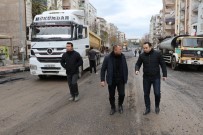 KARAKÖY - Caddelere Elektrikli Otobüs Bakımı