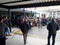 İPLİK FABRİKASI - Ersur'da Maaş Alamayan İşçiler İş Bıraktı