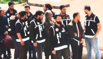MUVAZZAF ASKER - FETÖ'den 64 Gözaltı Kararı