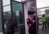 DEVLET TELEVİZYONU - Macar Vekiller Devlet Televizyonundan Zorla Çıkarıldı