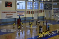MEHMET TAHMAZOĞLU - Şahinbey'de Voleybol Turnuvası Başladı