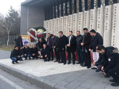 Türk Metal Sendikası Şehit Komandolar Durağını Ziyaret Etti