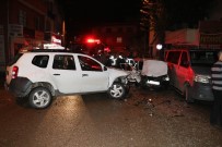 Adana'da Cip Ve Otomobil Çarpıştı Açıklaması 3 Yaralı