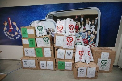 'Bir Çocuk Bin Gülüş' Umut Oldu Açıklaması 81 İl, 50 Bin Çocuk