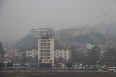 Gaziantep'te Soğuk Ve Sisli Hava Hayatı Olumsuz Etkiliyor
