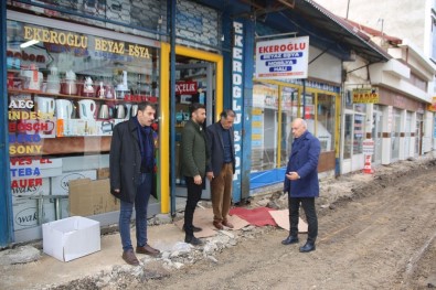Karaman'da Gazipaşa Caddesinde Asfalt Ve Kaldırım Düzenlemesi