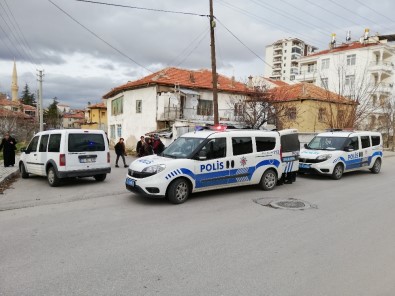 Karaman'da Öğrencilerin Bıçaklı Kavgası Açıklaması 3 Yaralı