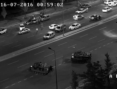 FETÖ'cü darbeciler rehineleri 'canlı kalkan' yapmış