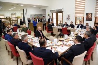 SELÇUK ÇETIN - Başkan Çetin Belediye Başkan Aday Adaylarını Kahvaltıda Ağırladı