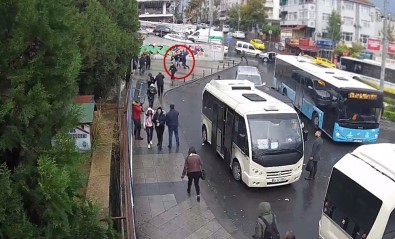 İstanbul'da Gasp Dehşeti Kamerada