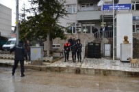 FUNDA KOCABIYIK - Uşak'ta Suriyeliler İle Yaşanan Gerginlik Olaylarında 9 Kişi Tutuklandı