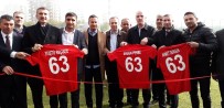 AHMET DURSUN - Açılışı Eski Milli Futbolcular Yaptı