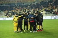 SARı KıRMıZıLıLAR - E. Yeni Malatyaspor, Akhisarspor Karşısında Puan Arayacak