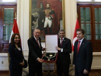 DEVLET NİŞANI - Erdoğan'a Paraguay Devlet Nişanı