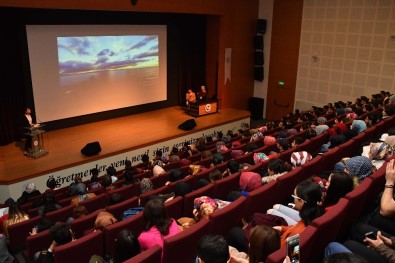 Adıyaman Üniversitesinde 'Okyanustan Damlalar' Dinletisi