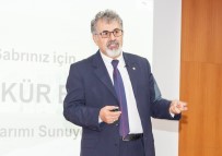 HAKKARI ÜNIVERSITESI - Hakkari'de 'Beyaz Çöl Antarktika Kıtasındaki İzlenim Ve Çalışmalarım' Konferansı