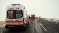 BOZAT - Kars'ta Trafik Kazaları Açıklaması 4 Yaralı