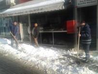 KAR TEMİZLEME - Malkara'da Kar Kalkıyor