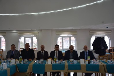 Yalova İl Genel Meclis Üyelerinden Başkan Bozkurt'a Ziyaret