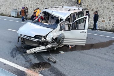 Gümüşhane'de Trafik Kazası Açıklaması 6 Yaralı